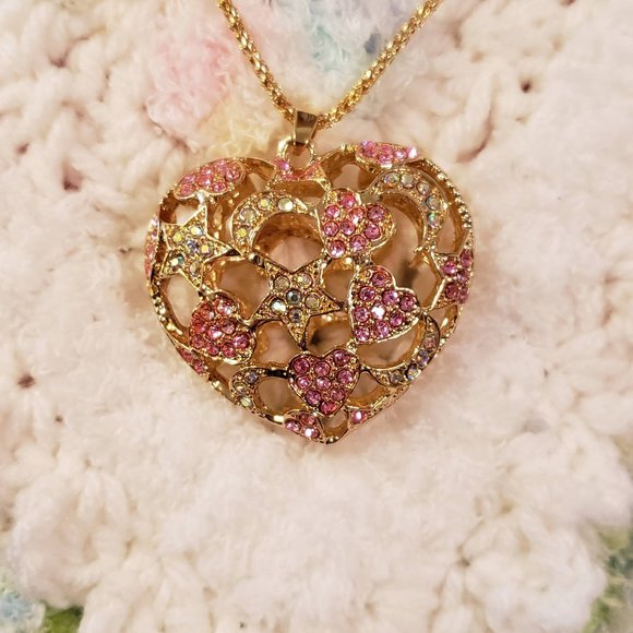 Jewelry - NEW Heart Pendant Gemstone Necklace